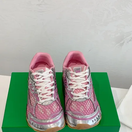 ボッテガ ヴェネタ スニーカー