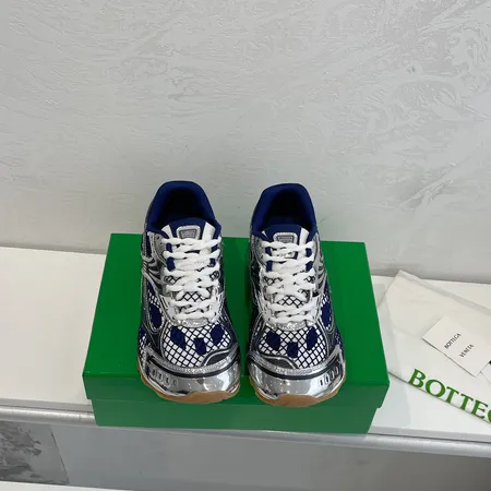 ボッテガ ヴェネタ スニーカー