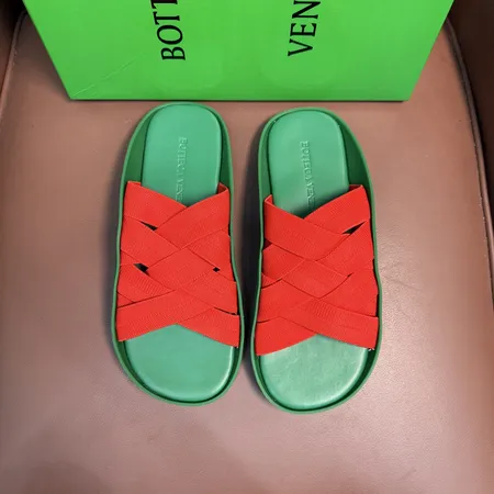 ボッテガ ヴェネタ スリッパ