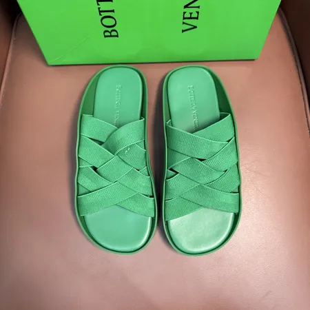 ボッテガ ヴェネタ スリッパ