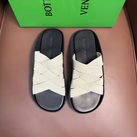 ボッテガ ヴェネタ スリッパ