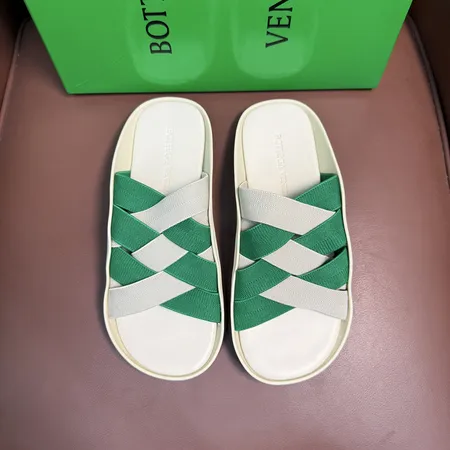 ボッテガ ヴェネタ スリッパ