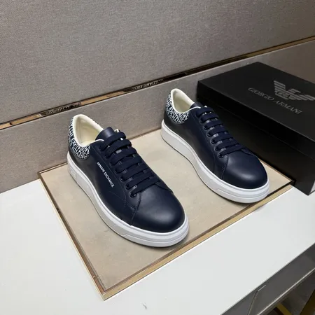 アルマーニ カジュアルシューズ