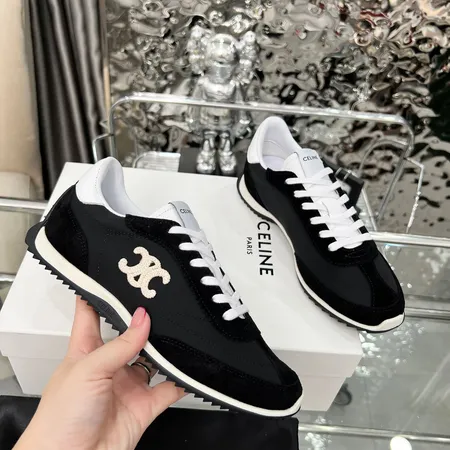 セリーヌ カジュアルシューズ