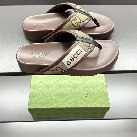 グッチ スリッパ