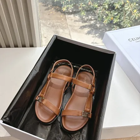 セリーヌ サンダル