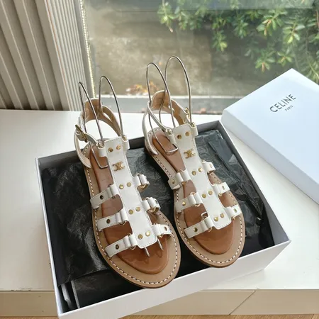 セリーヌ サンダル