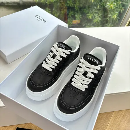 セリーヌ カジュアルシューズ
