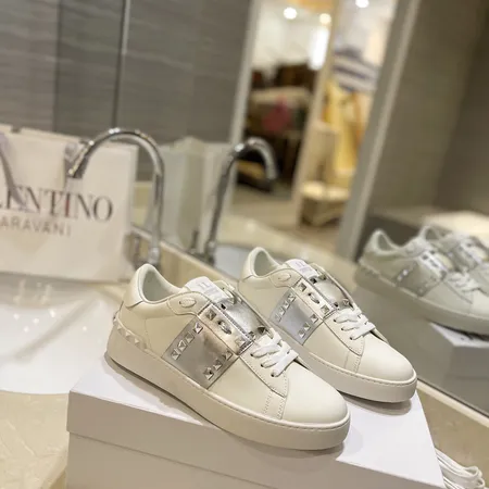 ヴァレンティノ カジュアルシューズ