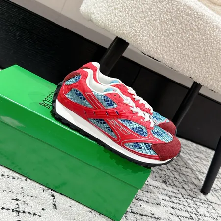 ボッテガ ヴェネタ カジュアルシューズ