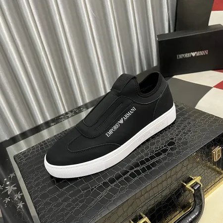 アルマーニ カジュアルシューズ