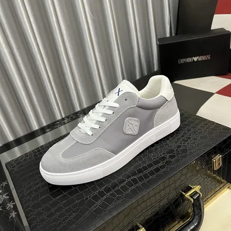 アルマーニ カジュアルシューズ