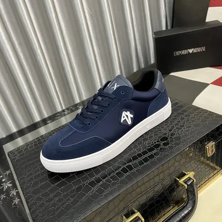 アルマーニ カジュアルシューズ