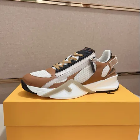 フェンディ スニーカー