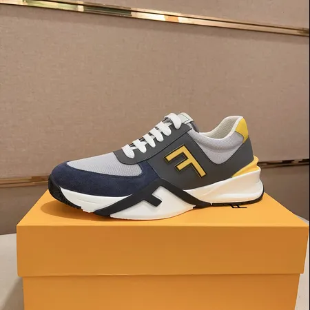 フェンディ スニーカー