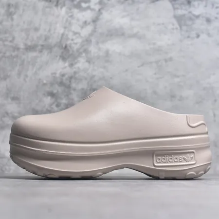 アディダス スリッパ