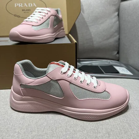 プラダ カジュアルシューズ