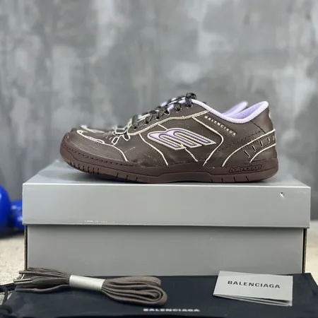 バレンシアガ カジュアルシューズ