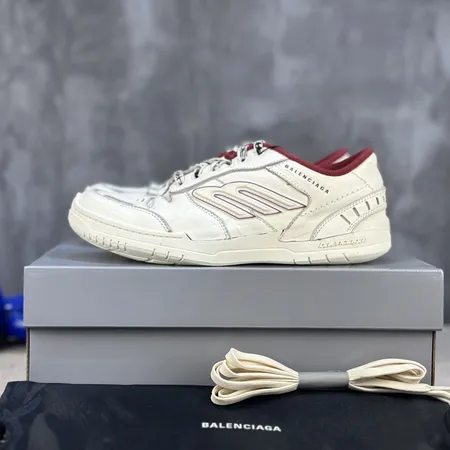 バレンシアガ カジュアルシューズ