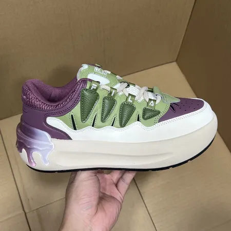 フィラ スニーカー