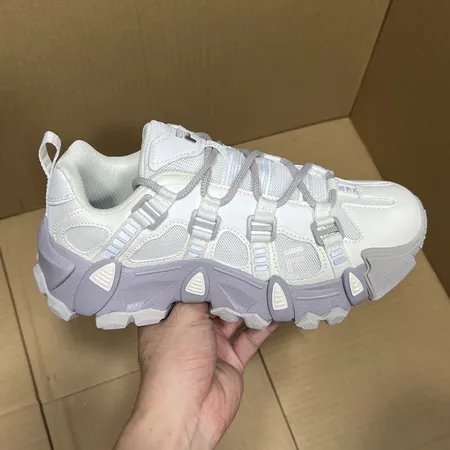 フィラ スニーカー