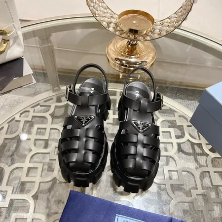 プラダ サンダル