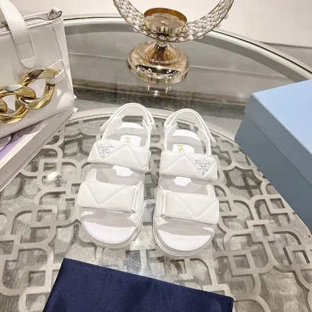 プラダ サンダル