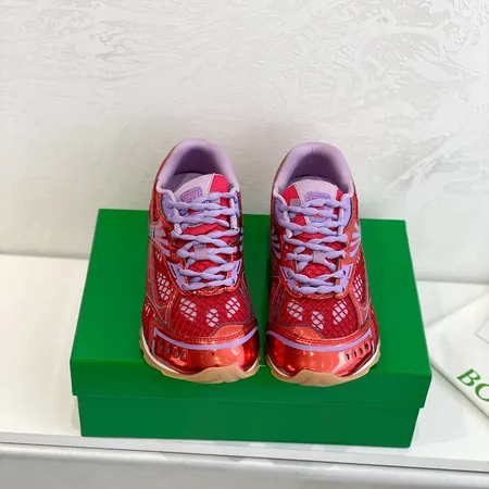 ボッテガ ヴェネタ スニーカー