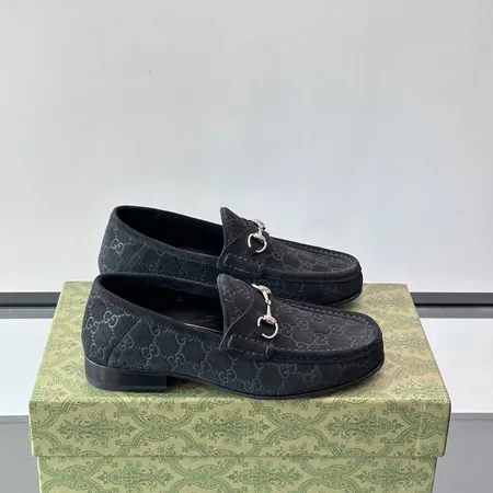 グッチ ビジネスシューズ