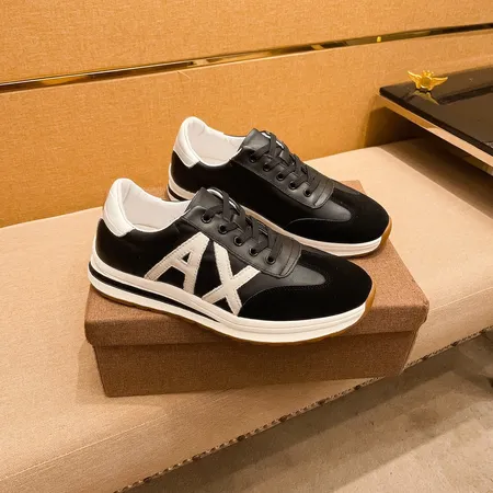 アルマーニ カジュアルシューズ