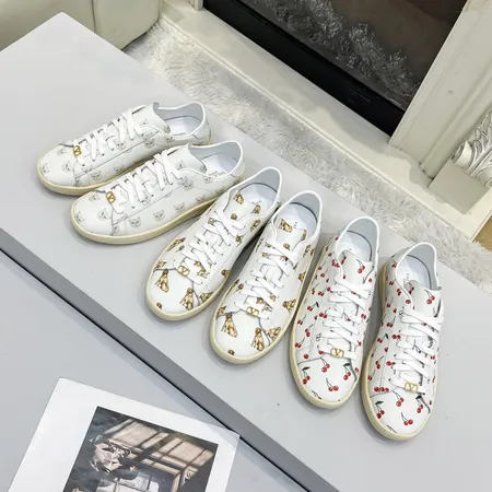 ヴァレンティノ カジュアルシューズ