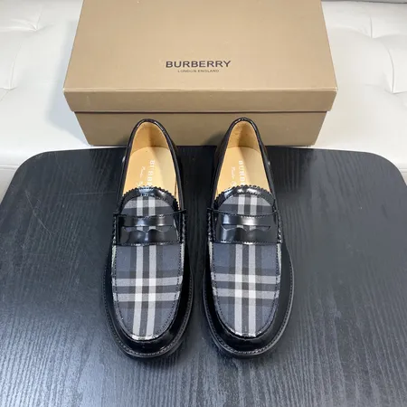 バーバリー ス ビジネスシューズ