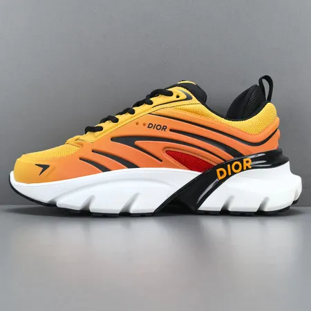 ディオール スニーカー