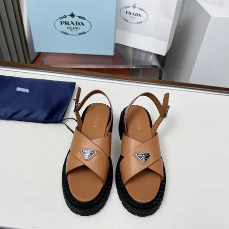 プラダ サンダル