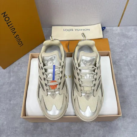 ルイヴィトン スニーカー