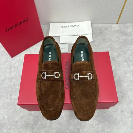 フェラガモ ビジネスシューズ