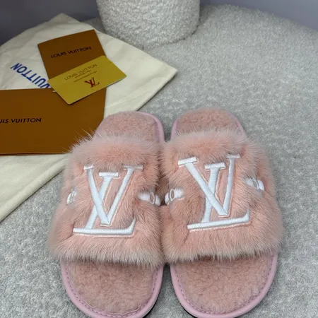 ルイヴィトン スリッパ