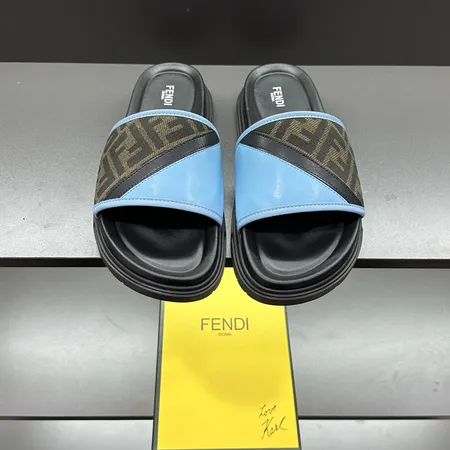 フェンディ スリッパ