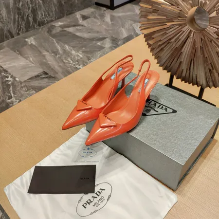 プラダ サンダル