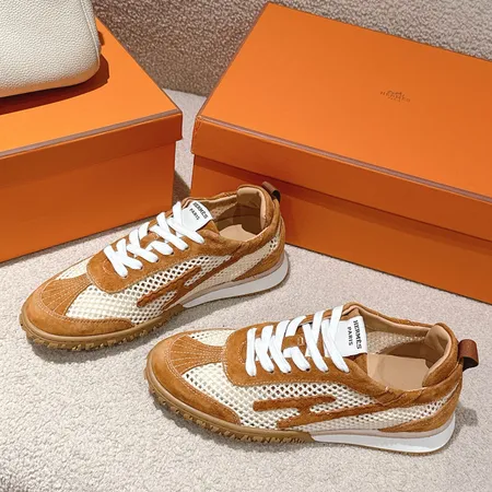 エルメス スニーカー