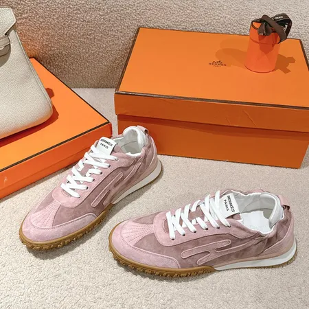 エルメス スニーカー