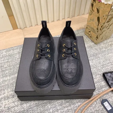 セリーヌ カジュアルシューズ