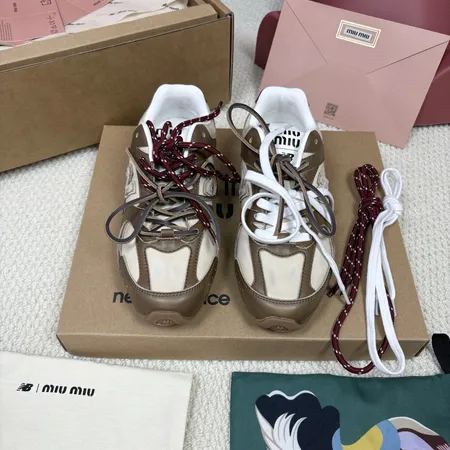 ミュウミュウ スニーカー