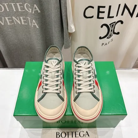 ボッテガ ヴェネタ カジュアルシューズ
