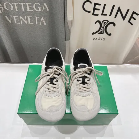ボッテガ ヴェネタ カジュアルシューズ