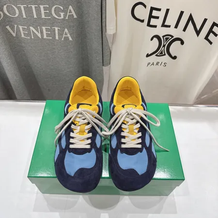 ボッテガ ヴェネタ カジュアルシューズ