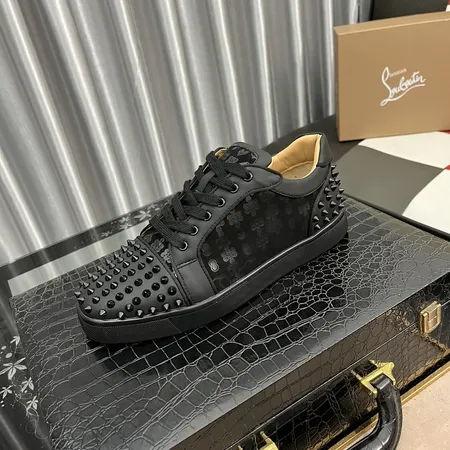 クリスチャン・ルブタン カジュアルシューズ