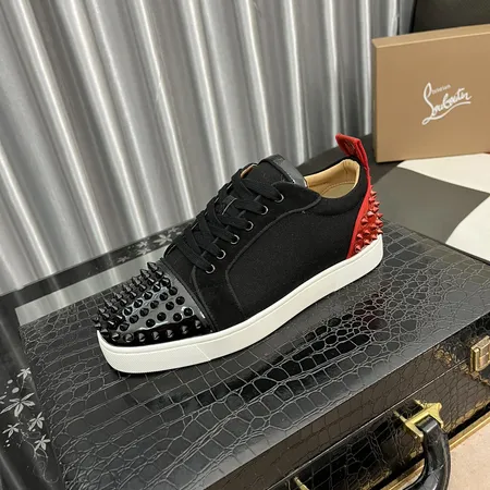 クリスチャン・ルブタン カジュアルシューズ