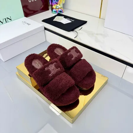 セリーヌ スリッパ