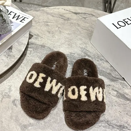 ロエベ スリッパ